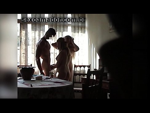 ❤️ Os amigos sexuais invitan a un home xigante e a un trío con el ❤ Porno en % gl.vbdsm.ru % ﹏